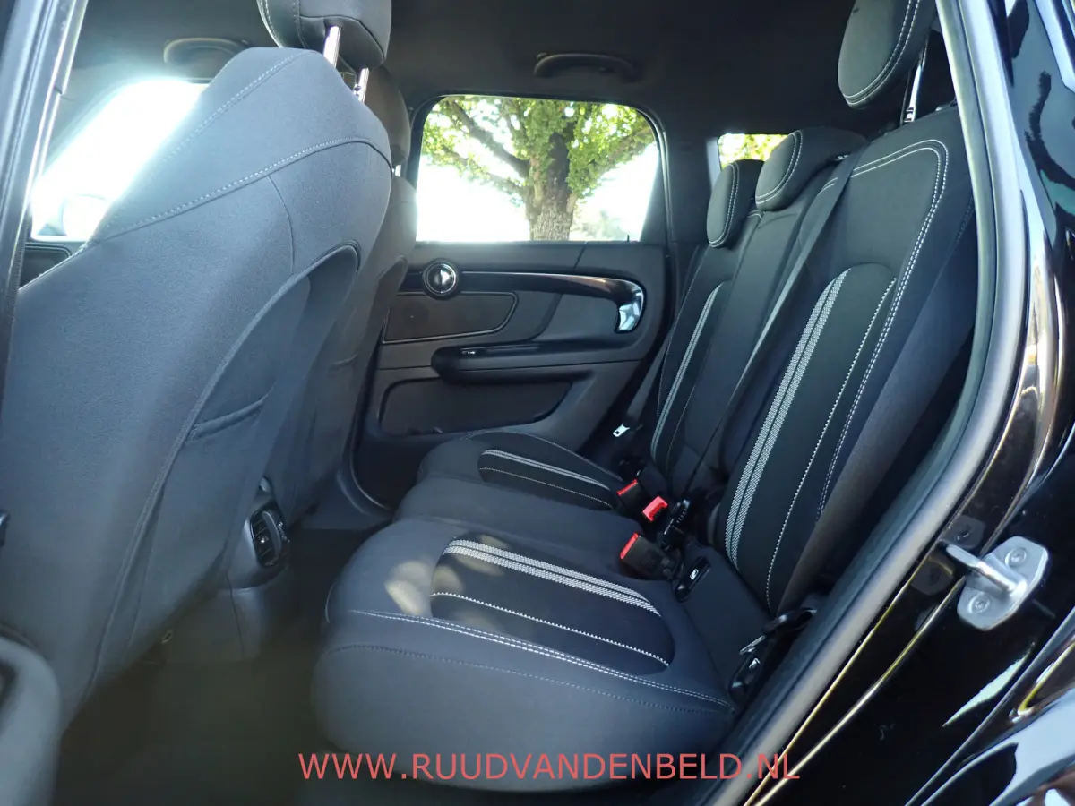1.5 Cooper JCW-PACK / HARMON&KARDON / CARPLAY / SPORTSTOEL /