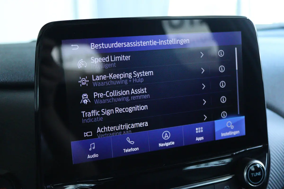 1.5 Ecoboost ST-X M260 | Mountune Stage 2 | Perf. Pack | B&O | Camera | Cruise Control | AGR | Stoel+Stuurverwarming | Carplay | Keyless | Kuipstoel