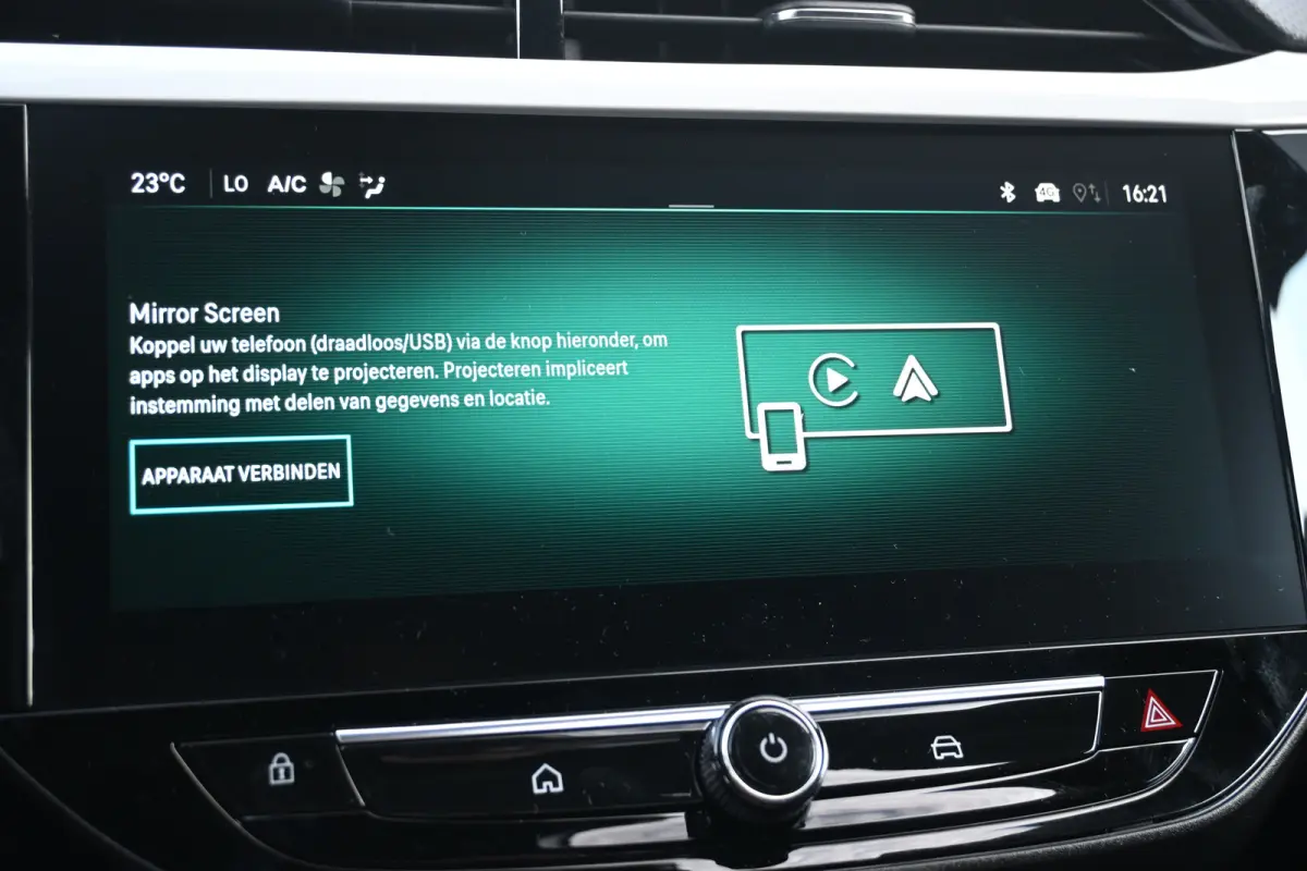 1.2 Hybrid GS | Dode hoek waarschuwing | Infotainment pakket | IntelliLux LED Matrix-verlichting, inclusief LED matrix koplampen met automatische niveauregeling, Automatisch grootlicht