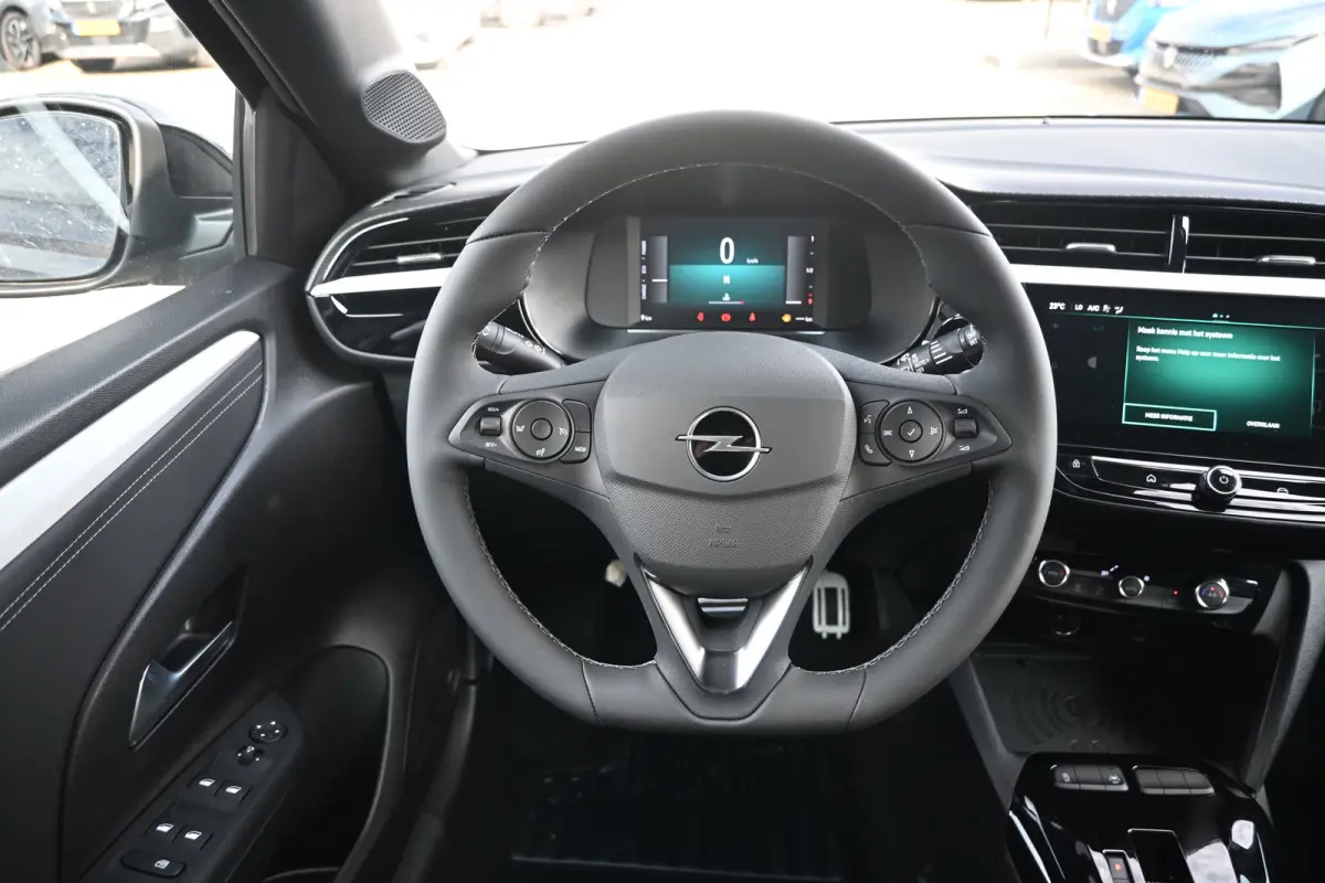 1.2 Hybrid GS | Dode hoek waarschuwing | Infotainment pakket | IntelliLux LED Matrix-verlichting, inclusief LED matrix koplampen met automatische niveauregeling, Automatisch grootlicht
