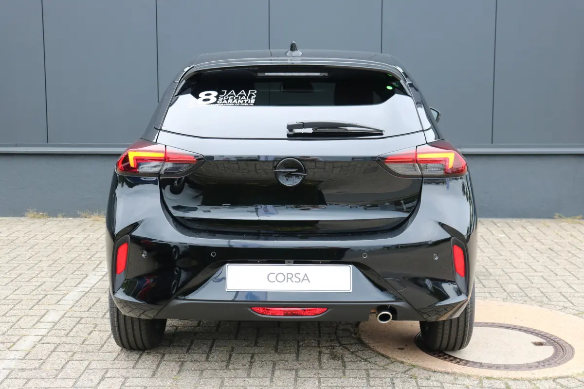 GS | Dode hoek waarschuwing | Infotainment pakket | LED koplampen met LED dagrijverlichting