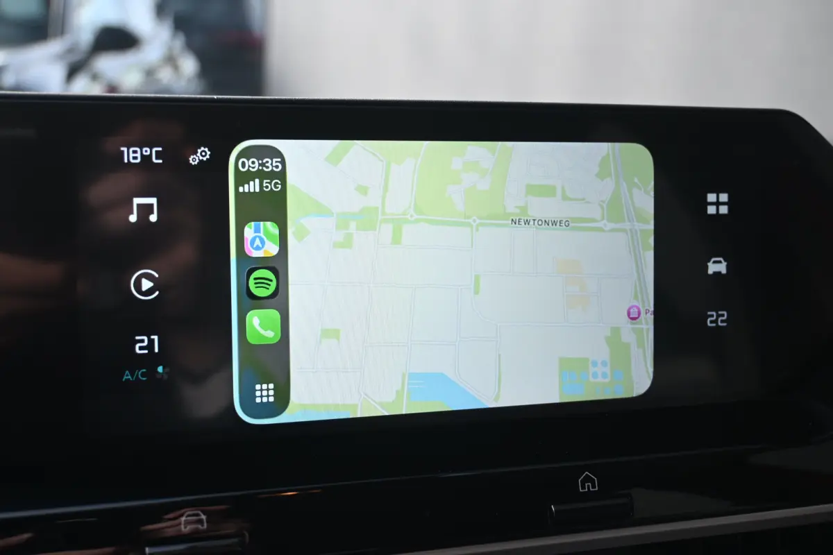 You 50 kWh 3 Fase | Incl. Zomerset | Navigatie by App | Achteruitrijcamera | Cruise Control | Comfortstoelen | 1e Eigenaar | Dealeronderhouden | !!