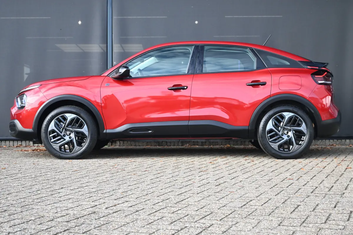 You 50 kWh 3 Fase | Incl. Zomerset | Navigatie by App | Achteruitrijcamera | Cruise Control | Comfortstoelen | 1e Eigenaar | Dealeronderhouden | !!
