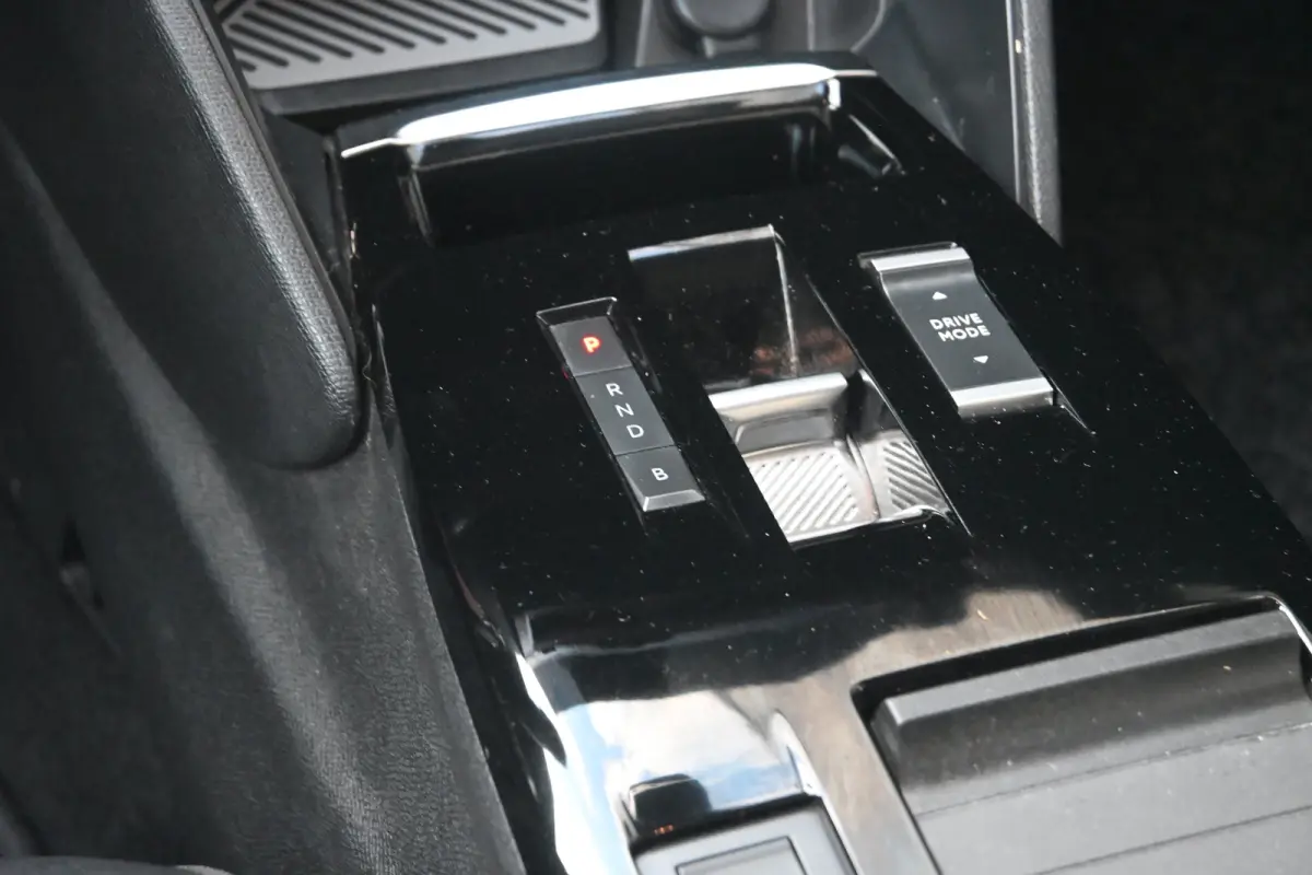 You 50 kWh 3 Fase | Incl. Zomerset | Navigatie by App | Achteruitrijcamera | Cruise Control | Comfortstoelen | 1e Eigenaar | Dealeronderhouden | !!