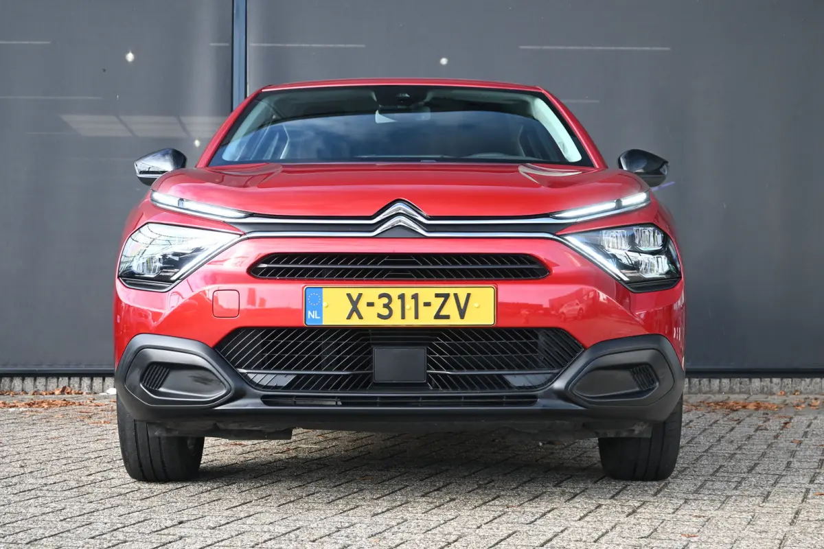 You 50 kWh 3 Fase | Incl. Zomerset | Navigatie by App | Achteruitrijcamera | Cruise Control | Comfortstoelen | 1e Eigenaar | Dealeronderhouden | !!
