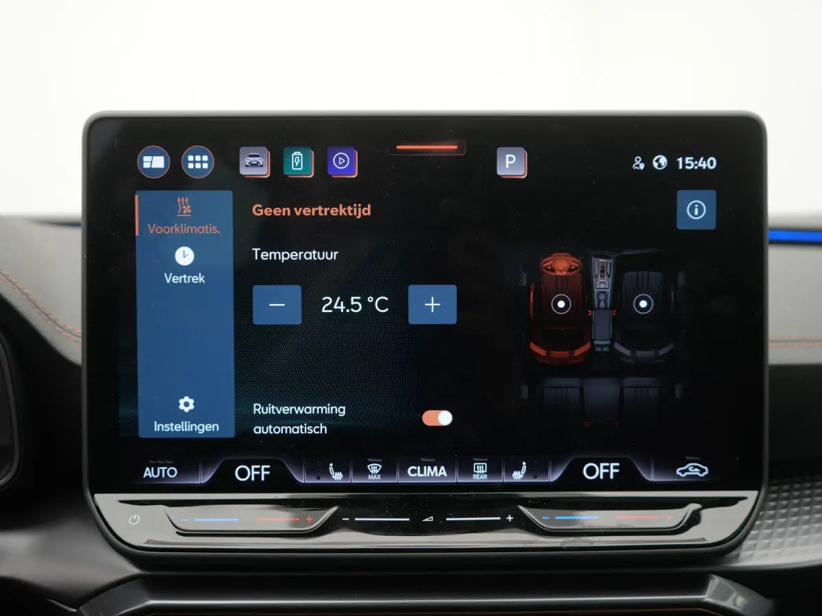 1.5 TSI e-Hybrid VZ Performance AUTOMAAT | PANORAMADAK | WEGKLAPBARE TREKHAAK | ADAPTIEVE CRUISE | SFEERVERLICHTING | ELEKTRISCHE STOEL | 272 PK | STOEL & STUURVERWARMING | CAMERA | NAVIGATI
