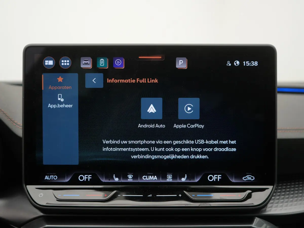 1.5 TSI e-Hybrid VZ Performance AUTOMAAT | PANORAMADAK | WEGKLAPBARE TREKHAAK | ADAPTIEVE CRUISE | SFEERVERLICHTING | ELEKTRISCHE STOEL | 272 PK | STOEL & STUURVERWARMING | CAMERA | NAVIGATI