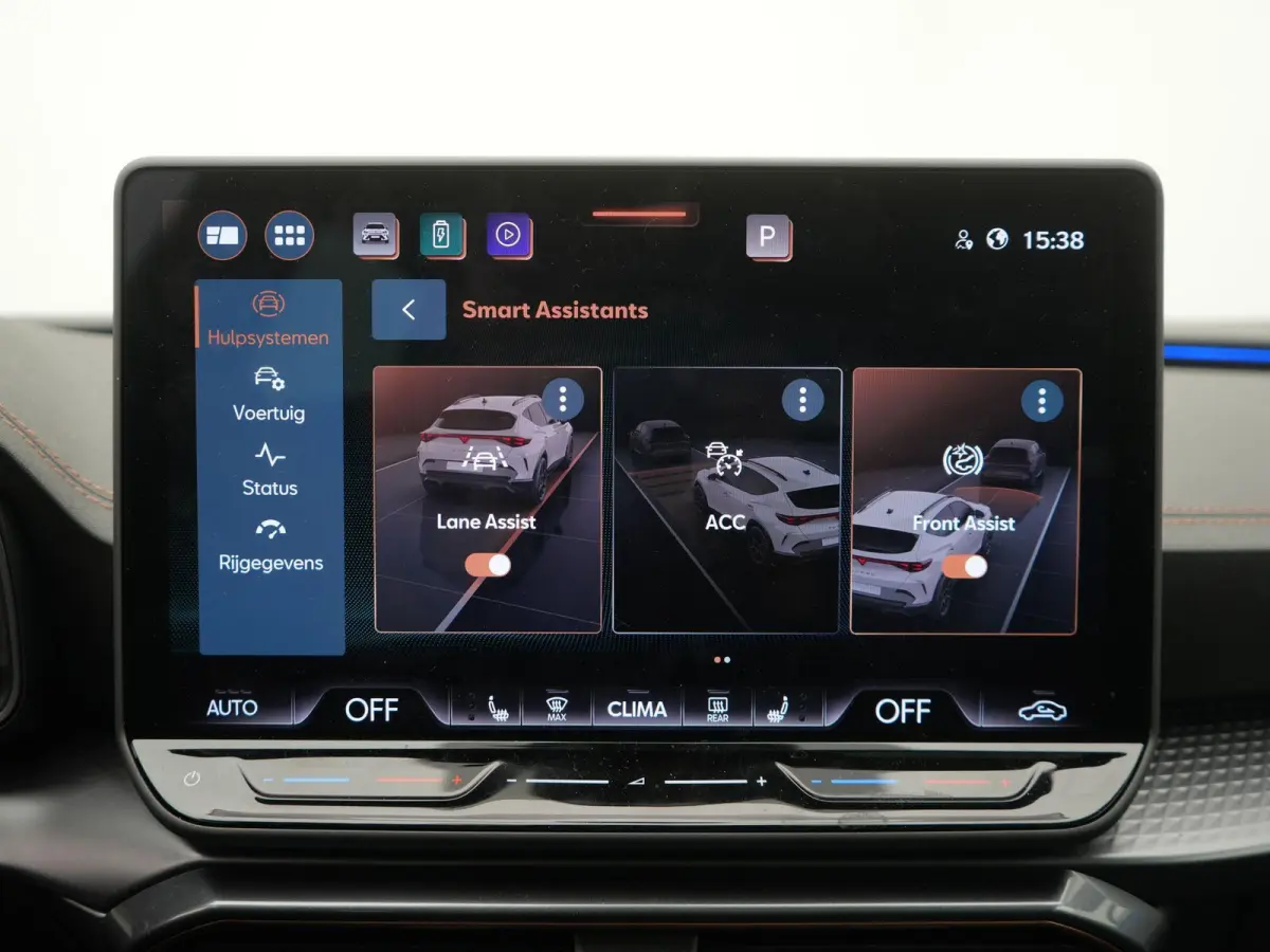 1.5 TSI e-Hybrid VZ Performance AUTOMAAT | PANORAMADAK | WEGKLAPBARE TREKHAAK | ADAPTIEVE CRUISE | SFEERVERLICHTING | ELEKTRISCHE STOEL | 272 PK | STOEL & STUURVERWARMING | CAMERA | NAVIGATI