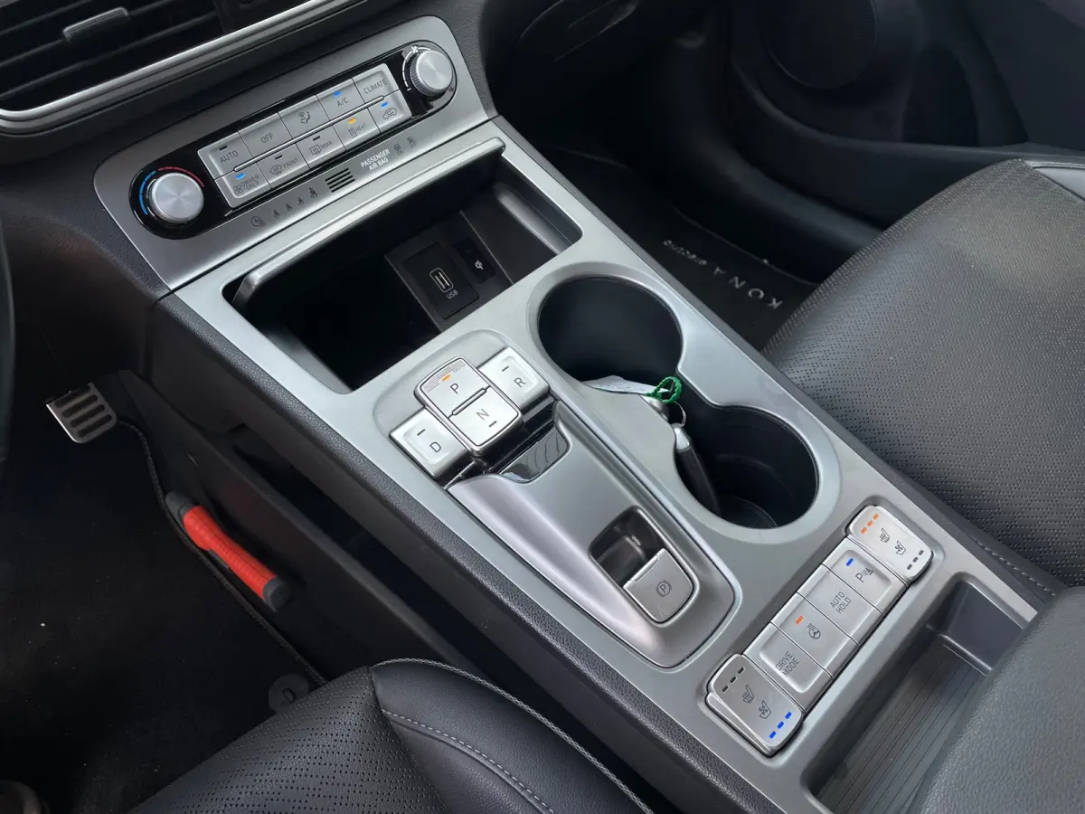 EV Premium 64 kWh WARMTEPOMP SOH96% ORG NL|CAMERA|MEMORYSEAT|BLINDSPOT|STOEL+STUURVRM|LEER|LANE.ASSIST|ADAPT.CRUISE|