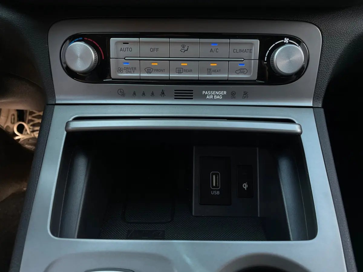 EV Premium 64 kWh WARMTEPOMP SOH96% ORG NL|CAMERA|MEMORYSEAT|BLINDSPOT|STOEL+STUURVRM|LEER|LANE.ASSIST|ADAPT.CRUISE|
