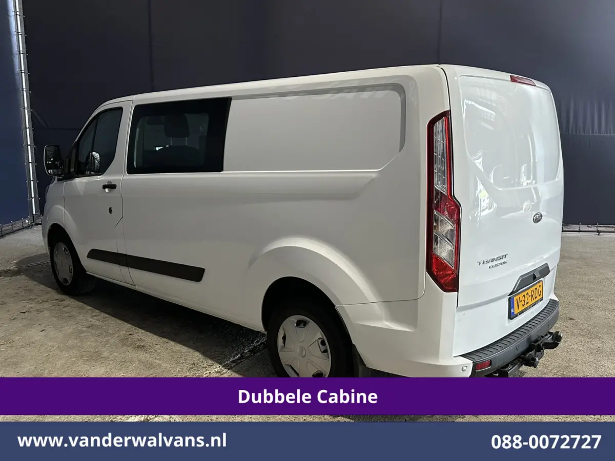 2.0 TDCI 131pk Automaat L2H1 Dubbele Cabine Euro6 Airco | Xenon | 6-Zits | Camera | Apple Carplay | Adaptieve Cruisecontrol LED, Android Auto, Trekhaak, Stoelverwarming, Verwarmde voorruit, 