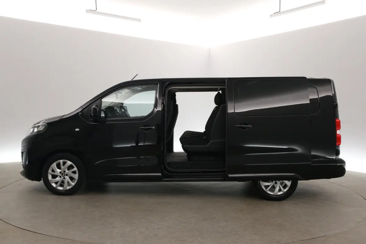 2.0 BlueHDI 180PK L3H1 | Dubbele Cabine | Automaat | Clima | Camera | Cruise | Trekhaak | 2xSchuifdeur |  Carplay