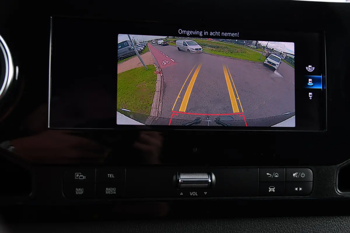 319 V6 3.0 CDI L2H1 RWD AMG Edition Camera, Cruise, Carplay, LED, 10,5'' Mbux, 3500kg Trekhaak, Standkachel, Multimedia, Stoelverwarming, Automaat, Uniek!