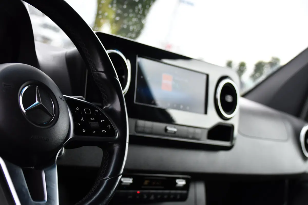 319 V6 3.0 CDI L2H1 RWD AMG Edition Camera, Cruise, Carplay, LED, 10,5'' Mbux, 3500kg Trekhaak, Standkachel, Multimedia, Stoelverwarming, Automaat, Uniek!