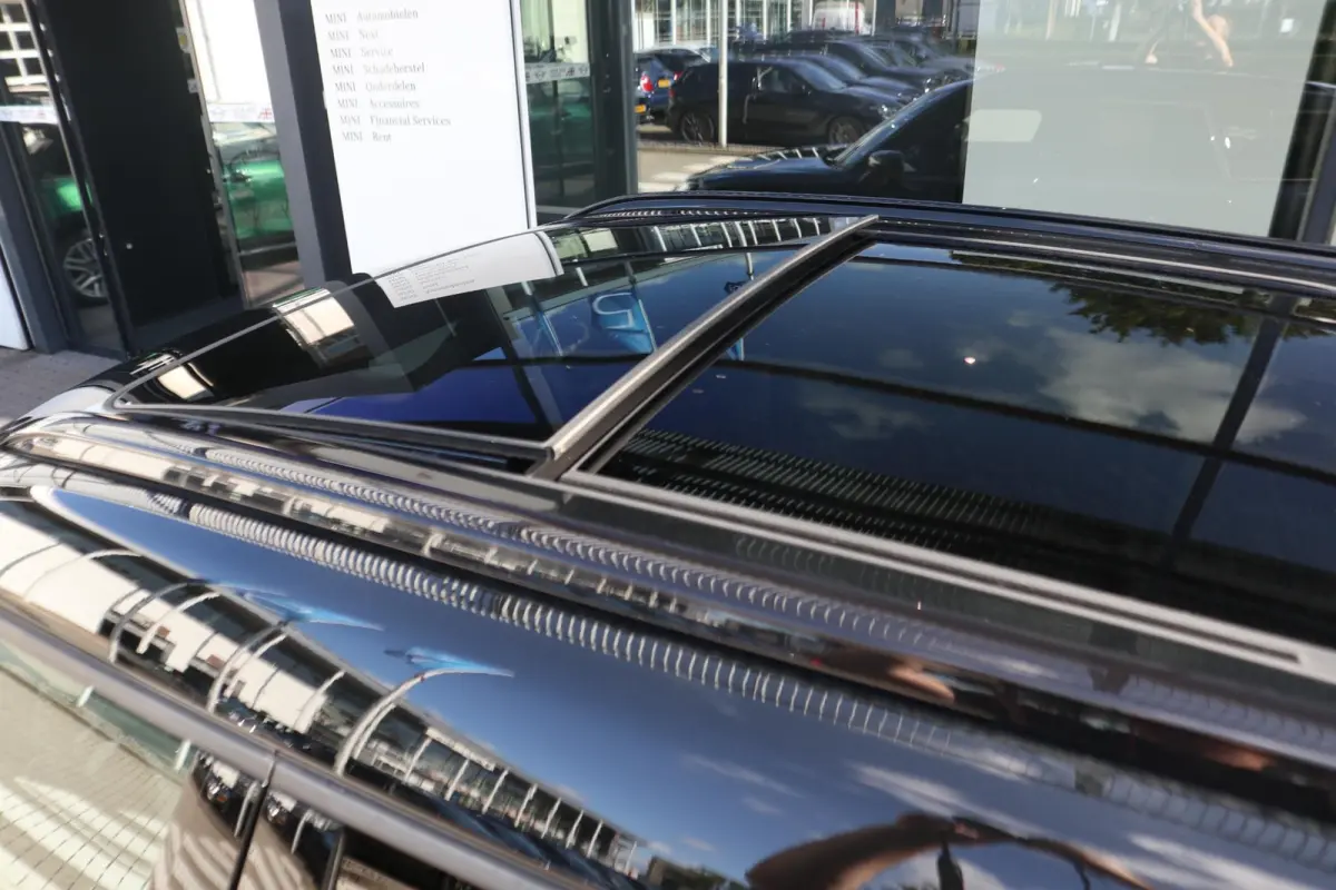 1.5 C John Cooper Works Trim | Pakket XL