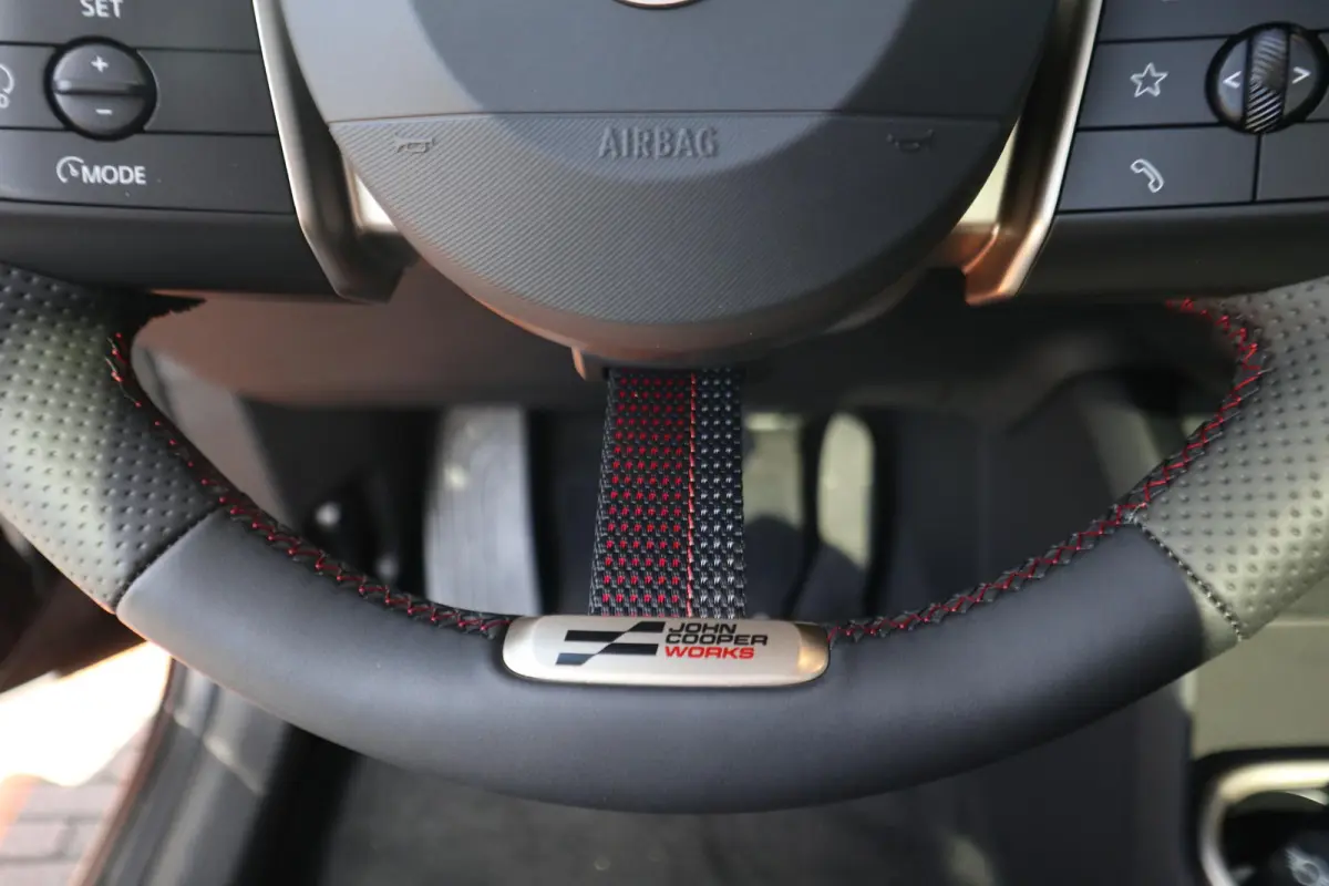 1.5 C John Cooper Works Trim | Pakket XL