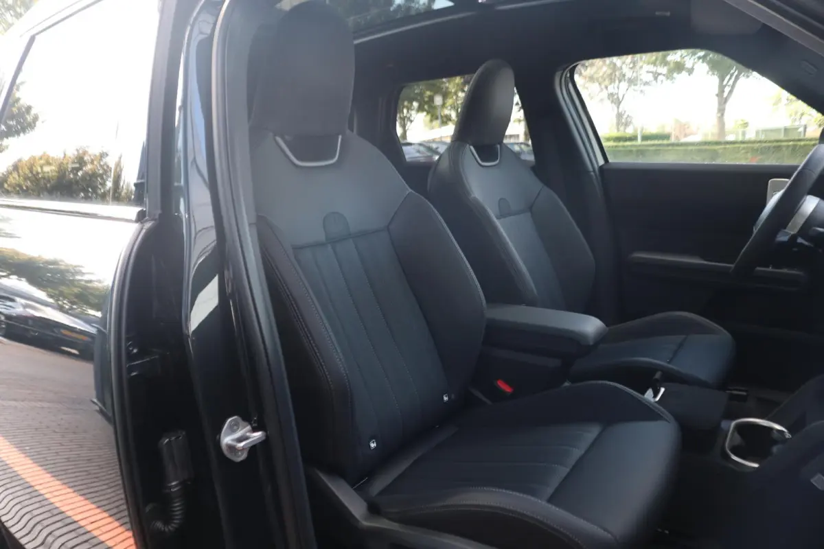 1.5 C John Cooper Works Trim | Pakket XL