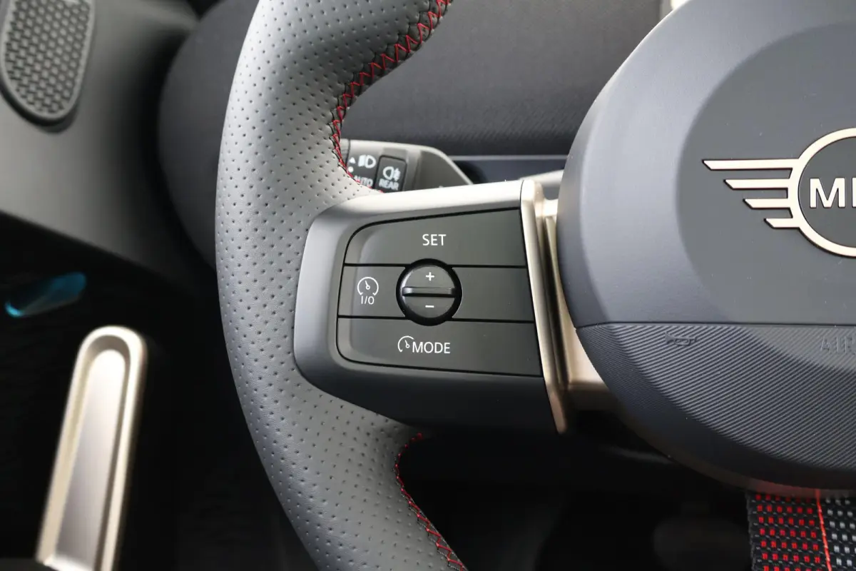 E John Cooper Works | Pakket M