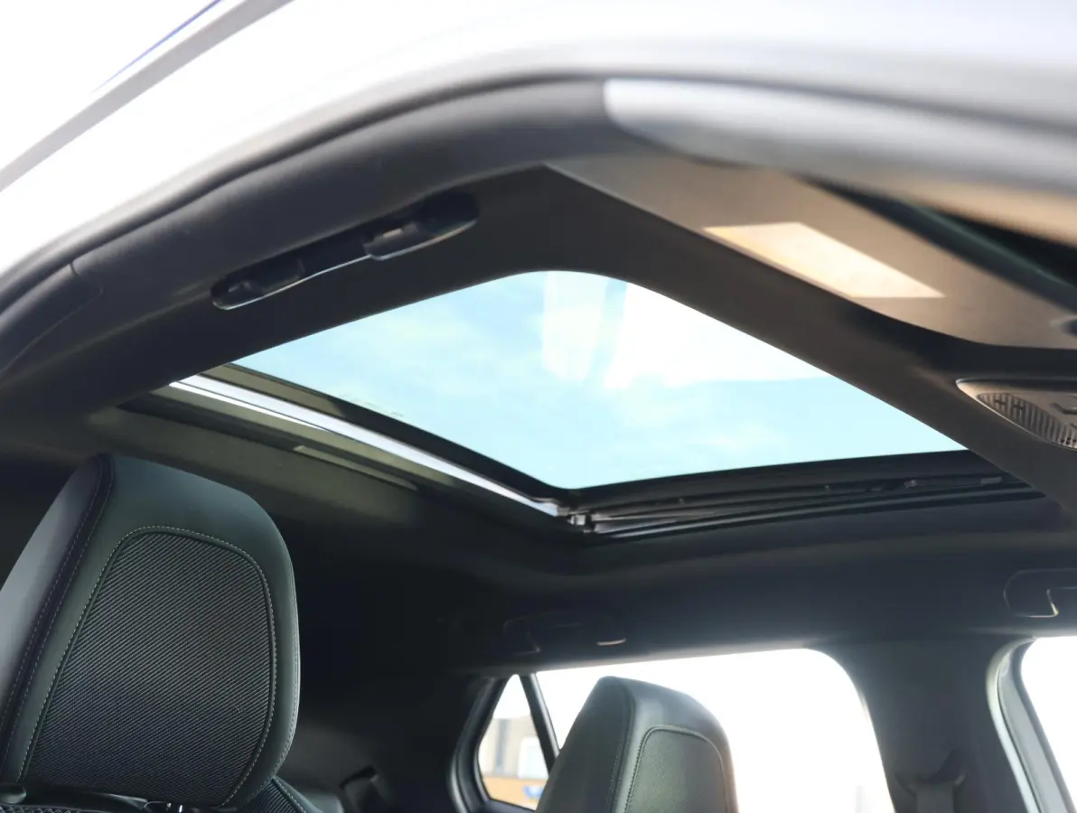 1.2 130pk Automaat GT-Line Navigatie |  Schuif/-kanteldak | Achteruitrijcamera | Stoelverwarming | Keyless | Climate Control | Cruise Control | Parkeersensoren v+a | Full Led koplampen | 3D 