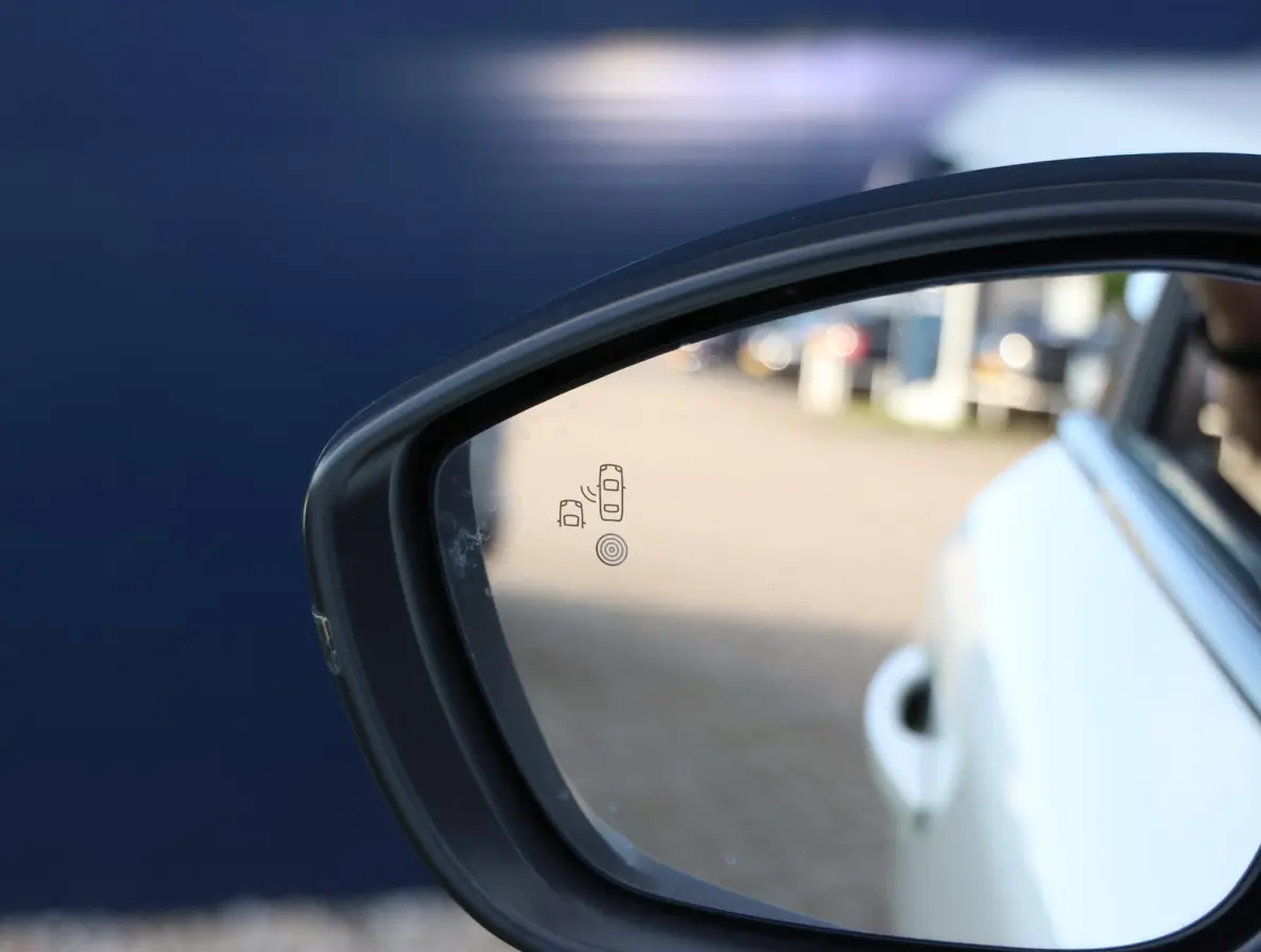 1.2 130pk Automaat GT-Line Navigatie |  Schuif/-kanteldak | Achteruitrijcamera | Stoelverwarming | Keyless | Climate Control | Cruise Control | Parkeersensoren v+a | Full Led koplampen | 3D 