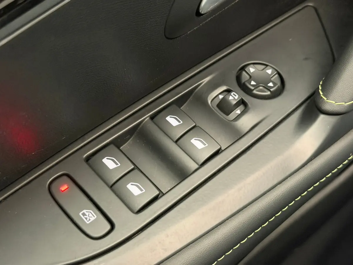 1.2 Hybrid 110 e-DCS6 GT Automaat
