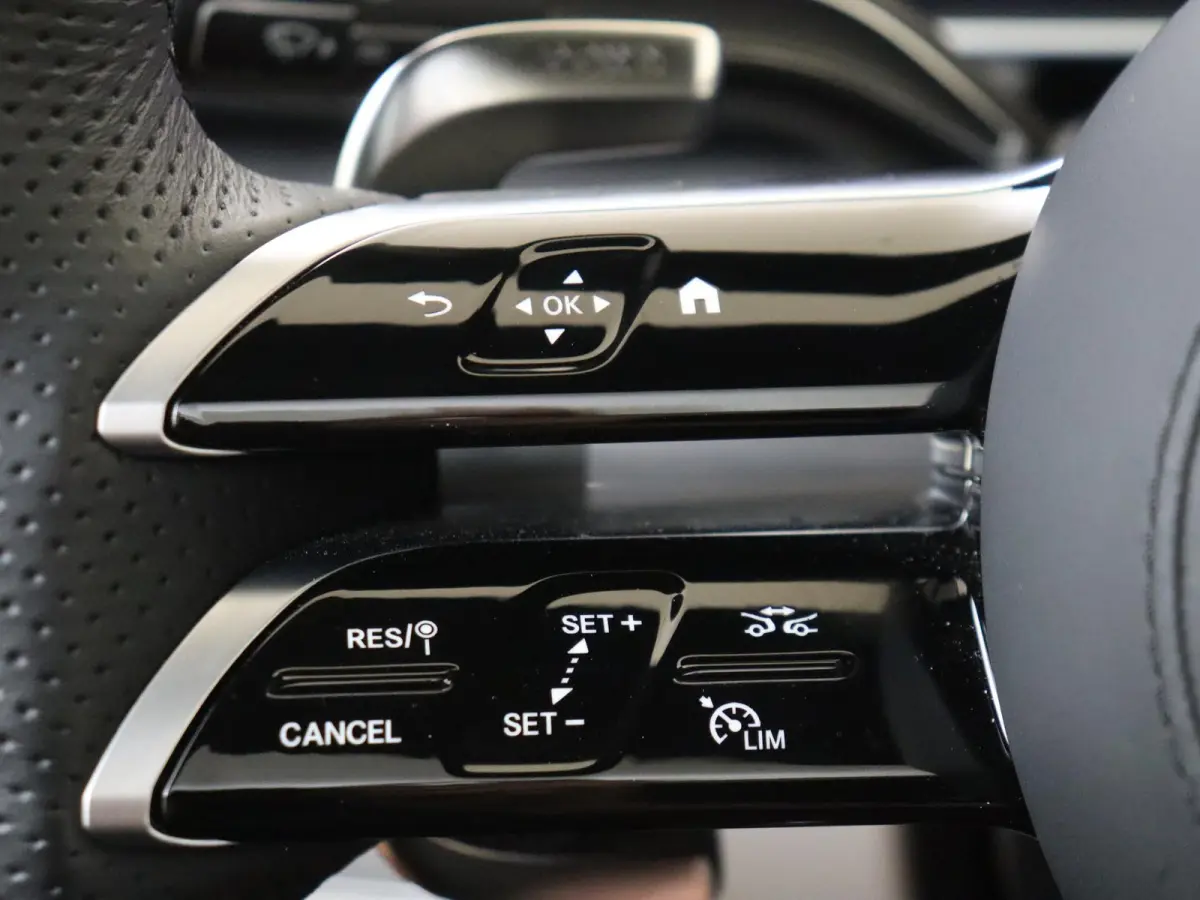 AMG 53 Hybrid 4MATIC+ Premium Plus / Panoramadak/ Night/ Massage/ DISTRONIC/ Softclose/ El. Trekhaak/ Burmester/ 360 camera/ Zéér compleet!
