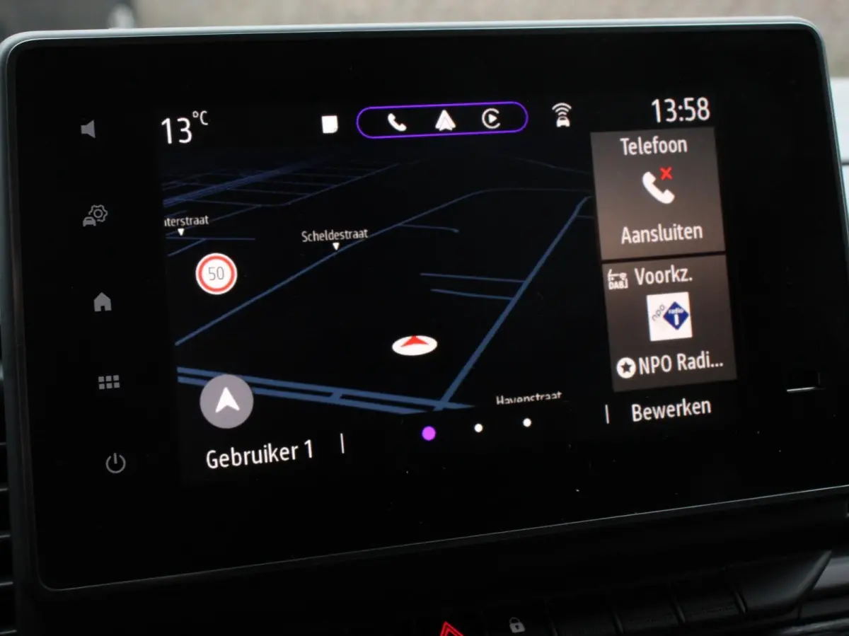 2.0 Blue dCi 110PK T30 L2H1 Advance Navigatie Airco Lichtmetalen velgen Betimmering Trekhaak Camera Parkeer sensoren Dab