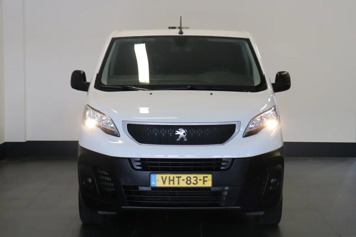 2.0 BlueHDI 123PK L3 Dubbel cabine EURO 6 - Airco -Navi - Cruise - €14.950,- Excl.