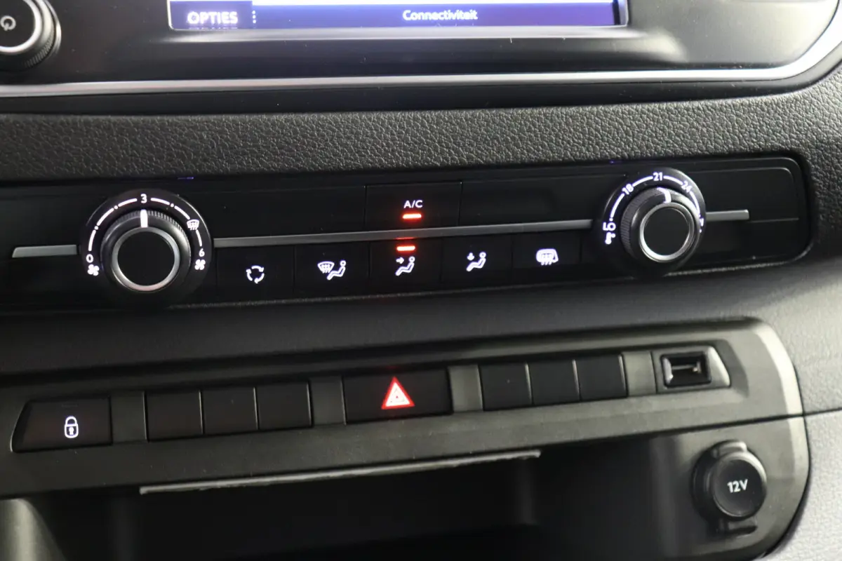 2.0 BlueHDI 123PK L3 Dubbel cabine EURO 6 - Airco -Navi - Cruise - €14.950,- Excl.
