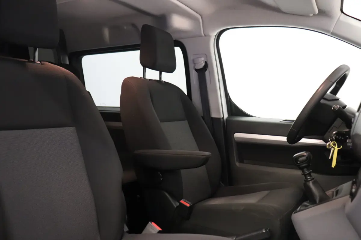 2.0 BlueHDI 123PK L3 Dubbel cabine EURO 6 - Airco -Navi - Cruise - €14.950,- Excl.