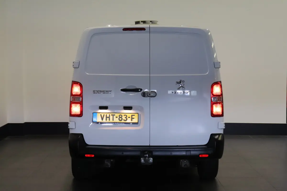 2.0 BlueHDI 123PK L3 Dubbel cabine EURO 6 - Airco -Navi - Cruise - €14.950,- Excl.