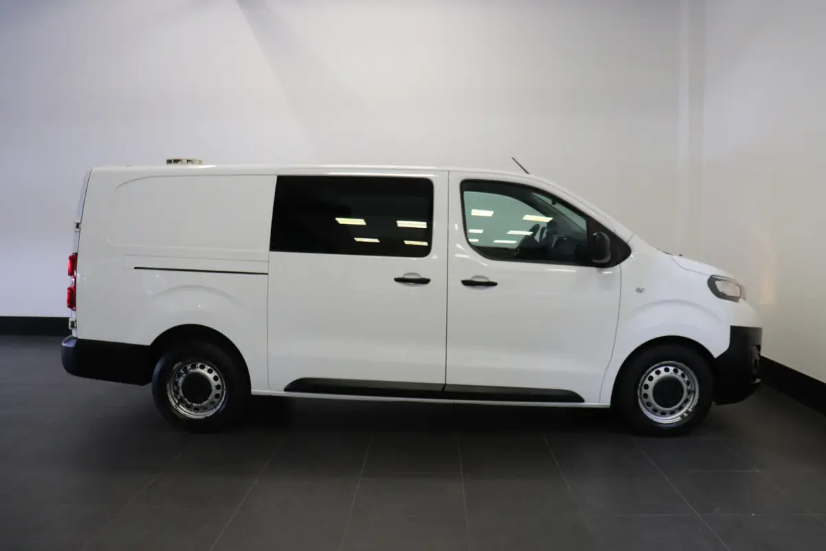 2.0 BlueHDI 123PK L3 Dubbel cabine EURO 6 - Airco -Navi - Cruise - €14.950,- Excl.