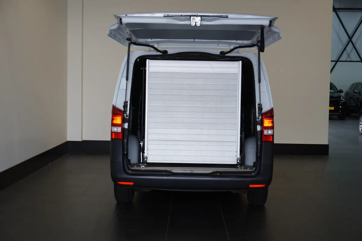 110 CDI Lang EURO 6 - Airco - Camera - €14.900,- Excl.