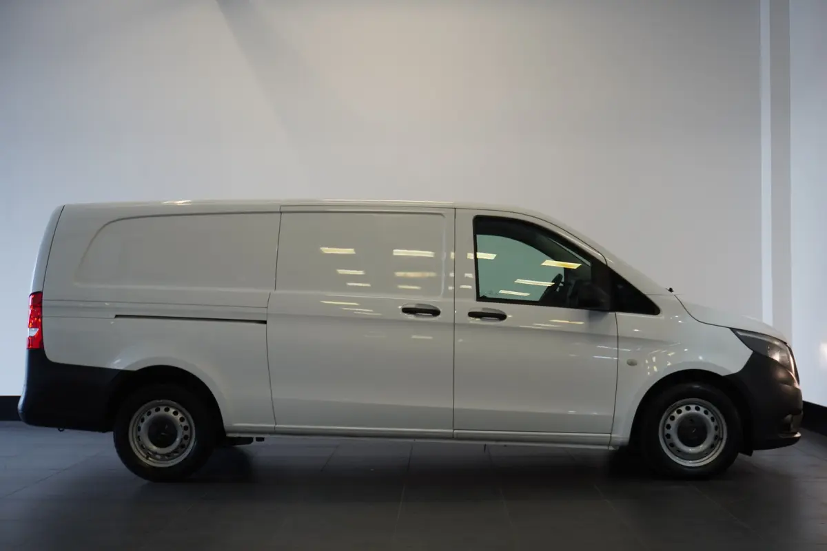 110 CDI Lang EURO 6 - Airco - Camera - €14.900,- Excl.