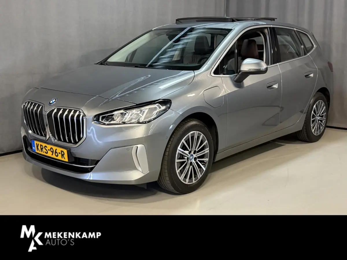 225e xDrive Luxury Line 17"/Leder + memory/Panoramadak/Camera/Apple Carplay & Android Auto