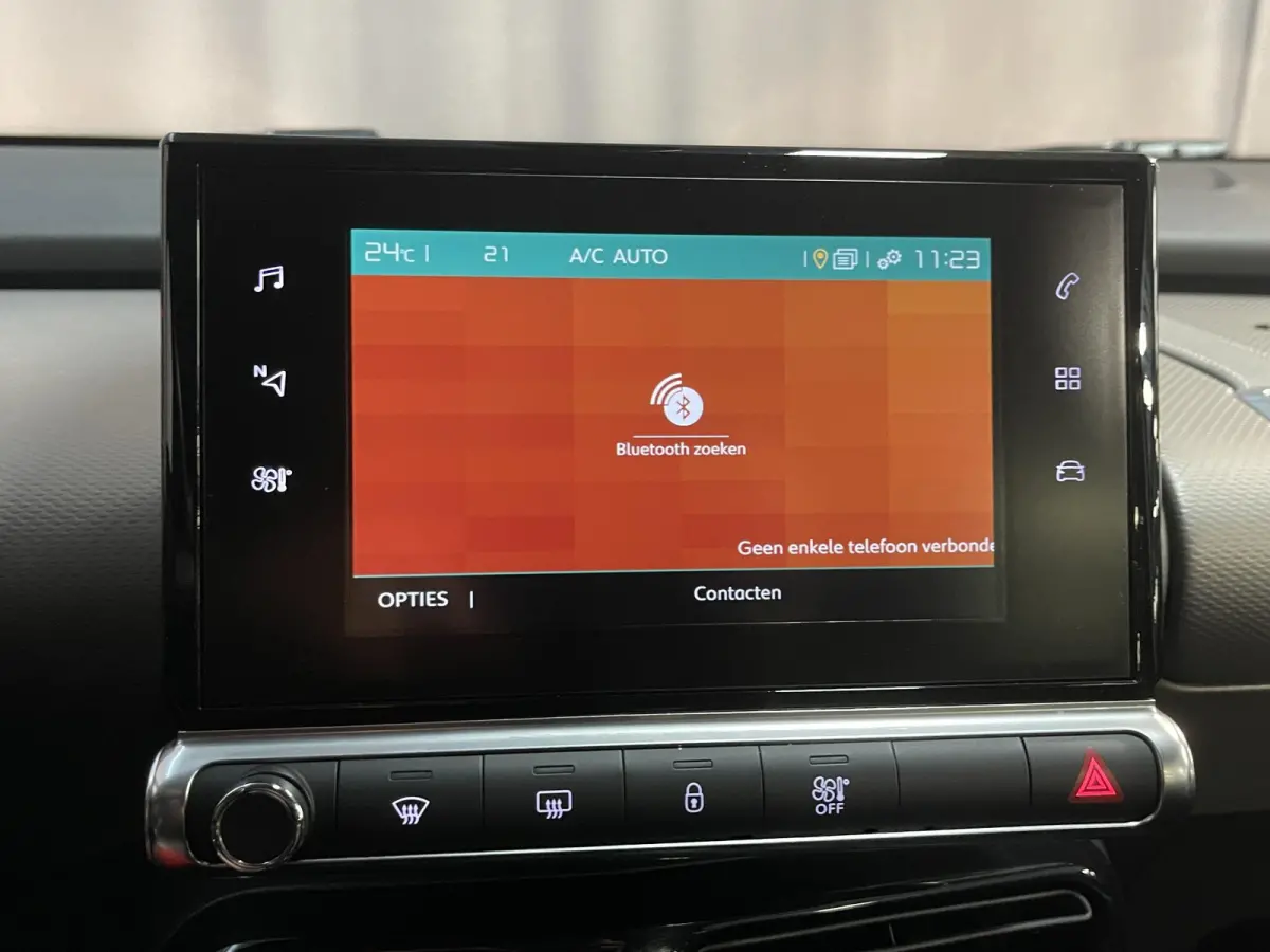 1.2 PureTech Feel 16"/Nieuwe Distributieset/Trekhaak/Navigatie/Apple Carplay & Android Auto/PDC/Climate/Cruise