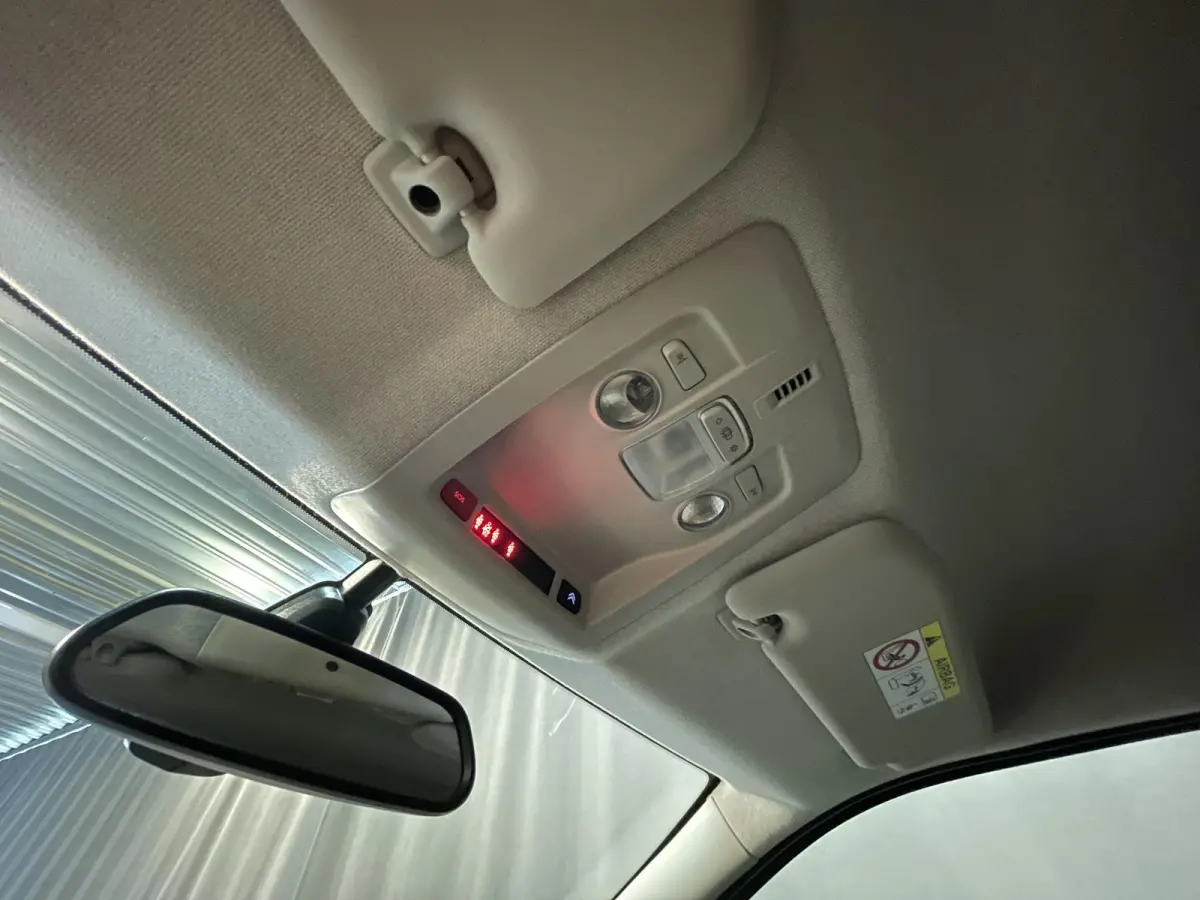 1.2 PureTech Feel 16"/Nieuwe Distributieset/Trekhaak/Navigatie/Apple Carplay & Android Auto/PDC/Climate/Cruise