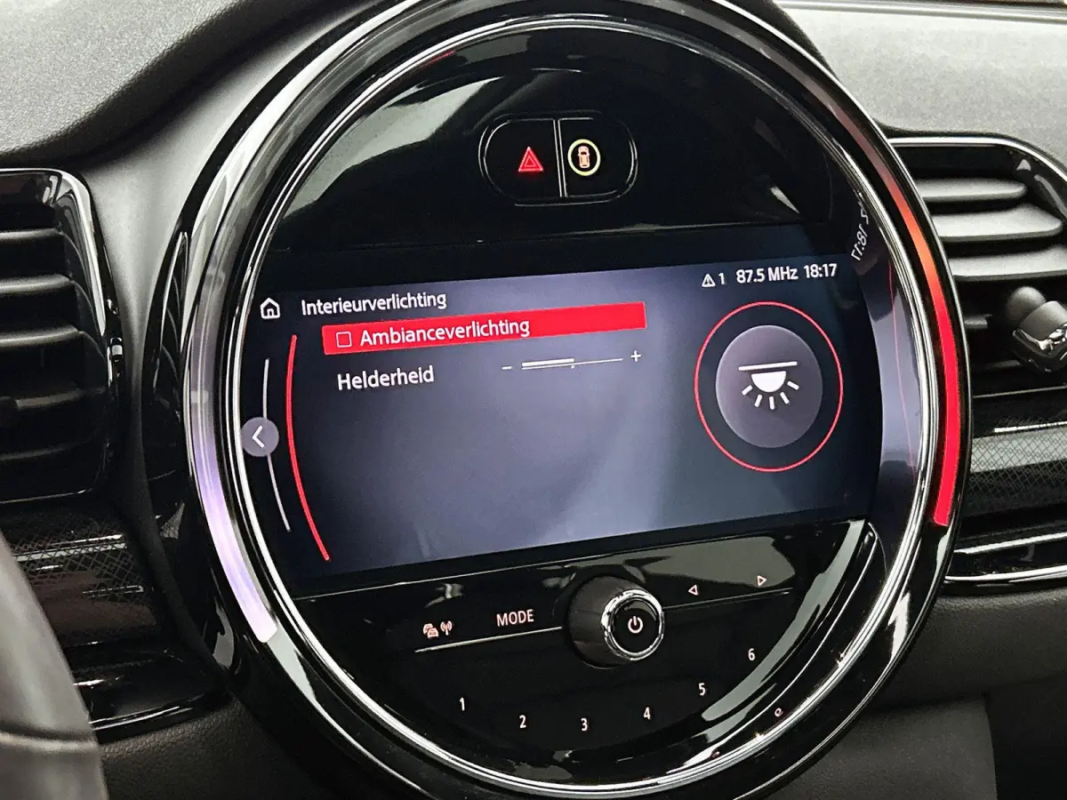 2.0 JCW ALL4 John Cooper Works | Automaat | Panoramadak | Navigatie | Memory seats | Virtual cockpit | Union Jack achterlichten |  Head up display | Apple CarPlay / Android Auto | Vol Leer |