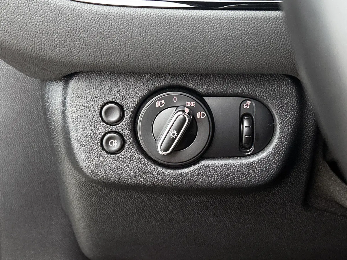 2.0 JCW ALL4 John Cooper Works | Automaat | Panoramadak | Navigatie | Memory seats | Virtual cockpit | Union Jack achterlichten |  Head up display | Apple CarPlay / Android Auto | Vol Leer |
