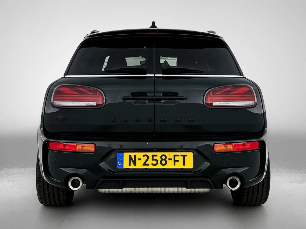 2.0 JCW ALL4 John Cooper Works | Automaat | Panoramadak | Navigatie | Memory seats | Virtual cockpit | Union Jack achterlichten |  Head up display | Apple CarPlay / Android Auto | Vol Leer |