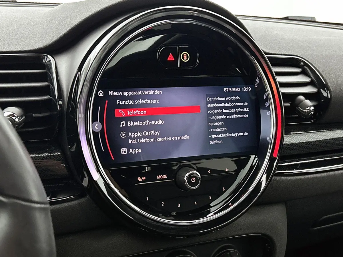 2.0 JCW ALL4 John Cooper Works | Automaat | Panoramadak | Navigatie | Memory seats | Virtual cockpit | Union Jack achterlichten |  Head up display | Apple CarPlay / Android Auto | Vol Leer |