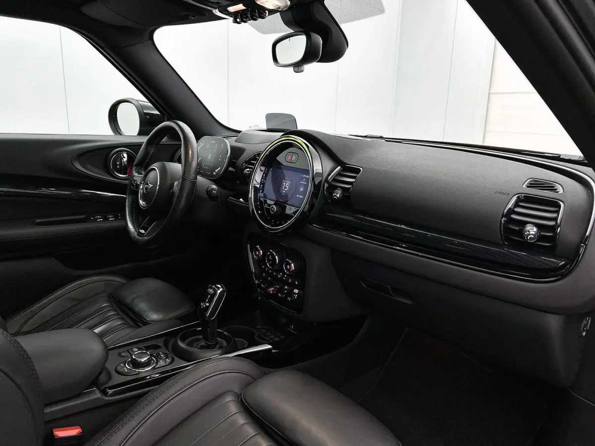 2.0 JCW ALL4 John Cooper Works | Automaat | Panoramadak | Navigatie | Memory seats | Virtual cockpit | Union Jack achterlichten |  Head up display | Apple CarPlay / Android Auto | Vol Leer |