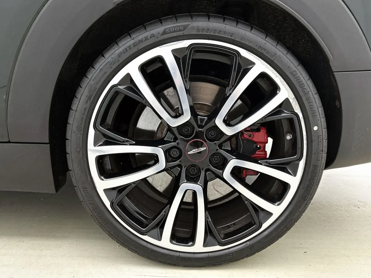 2.0 JCW ALL4 John Cooper Works | Automaat | Panoramadak | Navigatie | Memory seats | Virtual cockpit | Union Jack achterlichten |  Head up display | Apple CarPlay / Android Auto | Vol Leer |