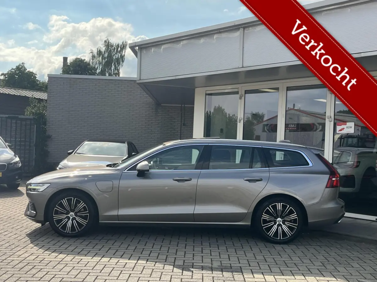2.0 T8 Twin Engine AWD INSCRIPTION PANO+ACC+MEMORY