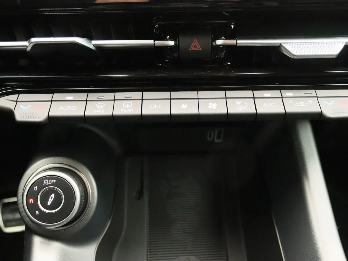 1.3 Ibrida Plug-In Q4 Sport Speciale | Panorama dak | Demo |