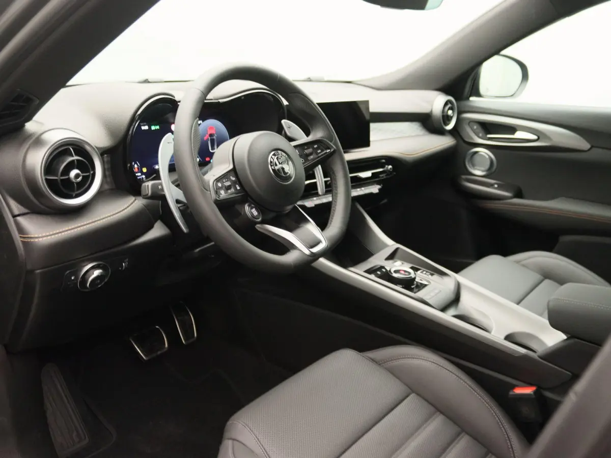 1.3 Ibrida Plug-In Q4 Sport Speciale | Panorama dak | Demo |