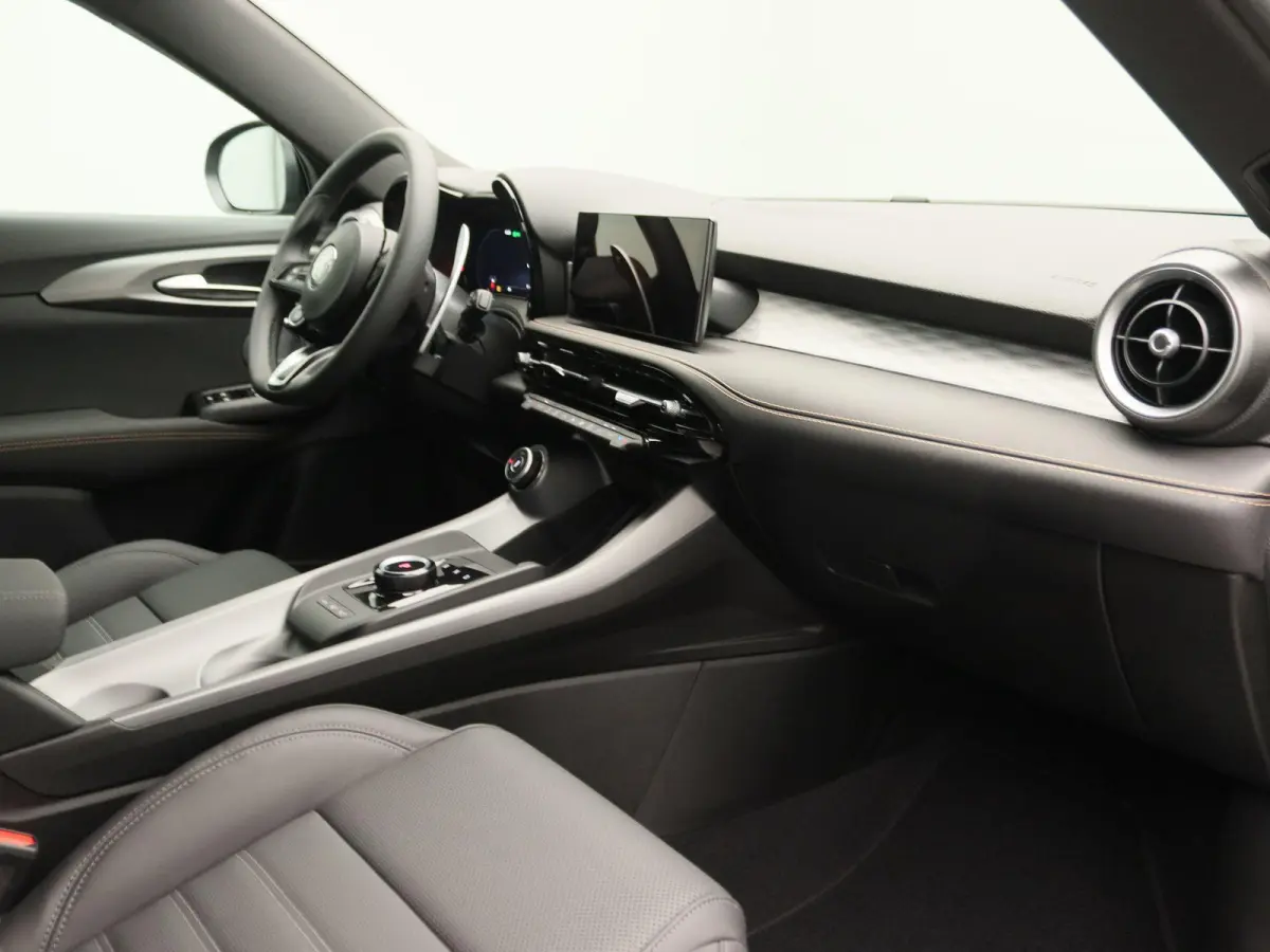 1.3 Ibrida Plug-In Q4 Sport Speciale | Panorama dak | Demo |