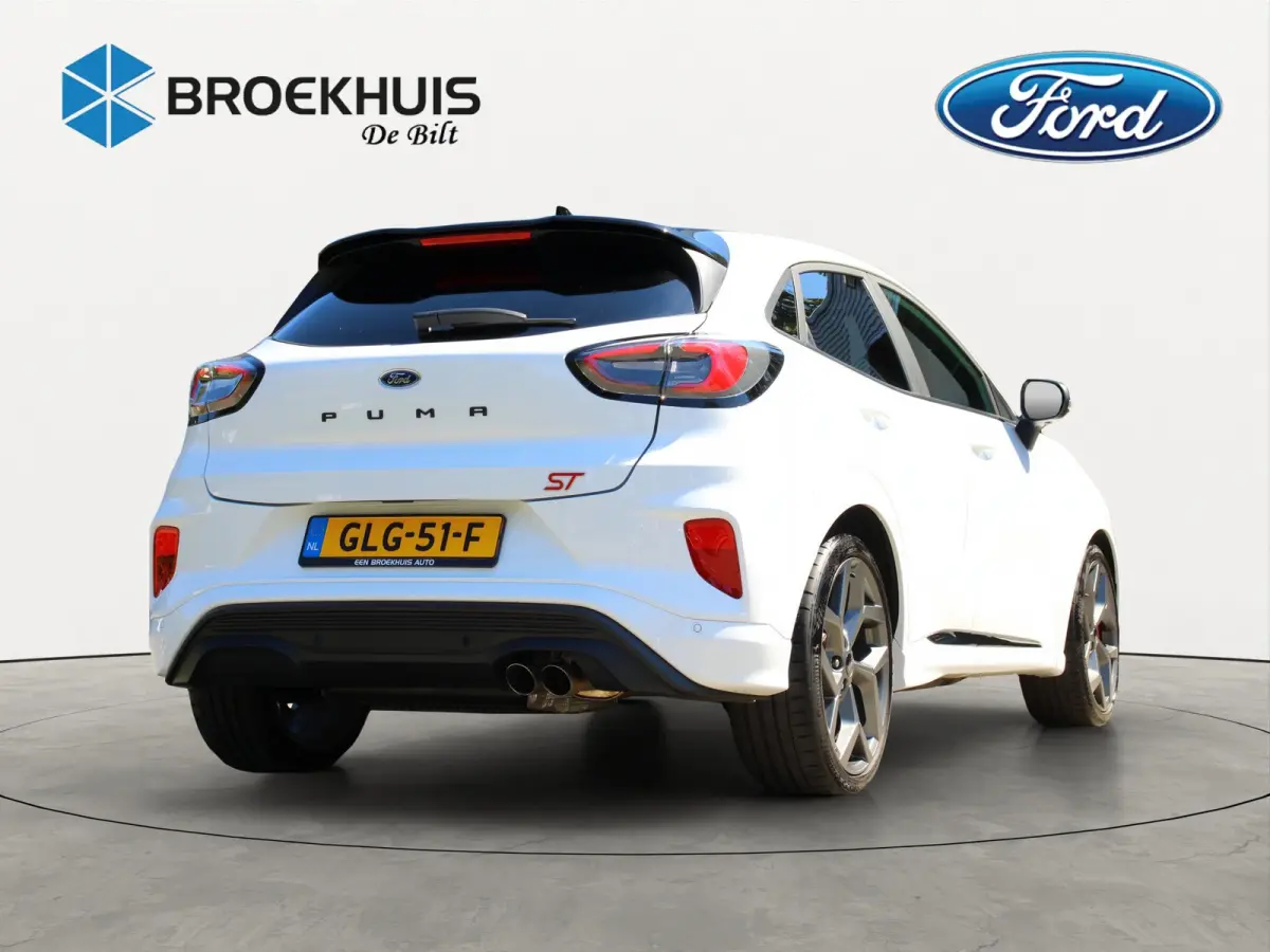 1.5EB 200pk ST-X | WINTERPACK | CAMERA | CRUISE | PERFOMANCE PACK | HALF LEDER | B&O | AGR STOEL | NAVI | CLIMA