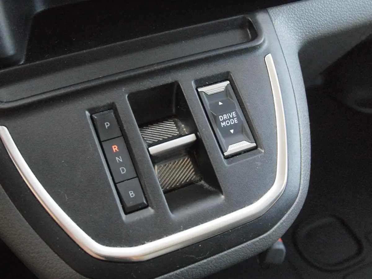 Standard Premium 75 kWh | Side bars | Apple Carplay | Zware Accupakket | Camera |