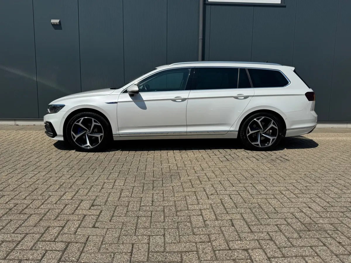 1.4 TSI * Panoramadak * Navigatiesysteem * Trekhaak *